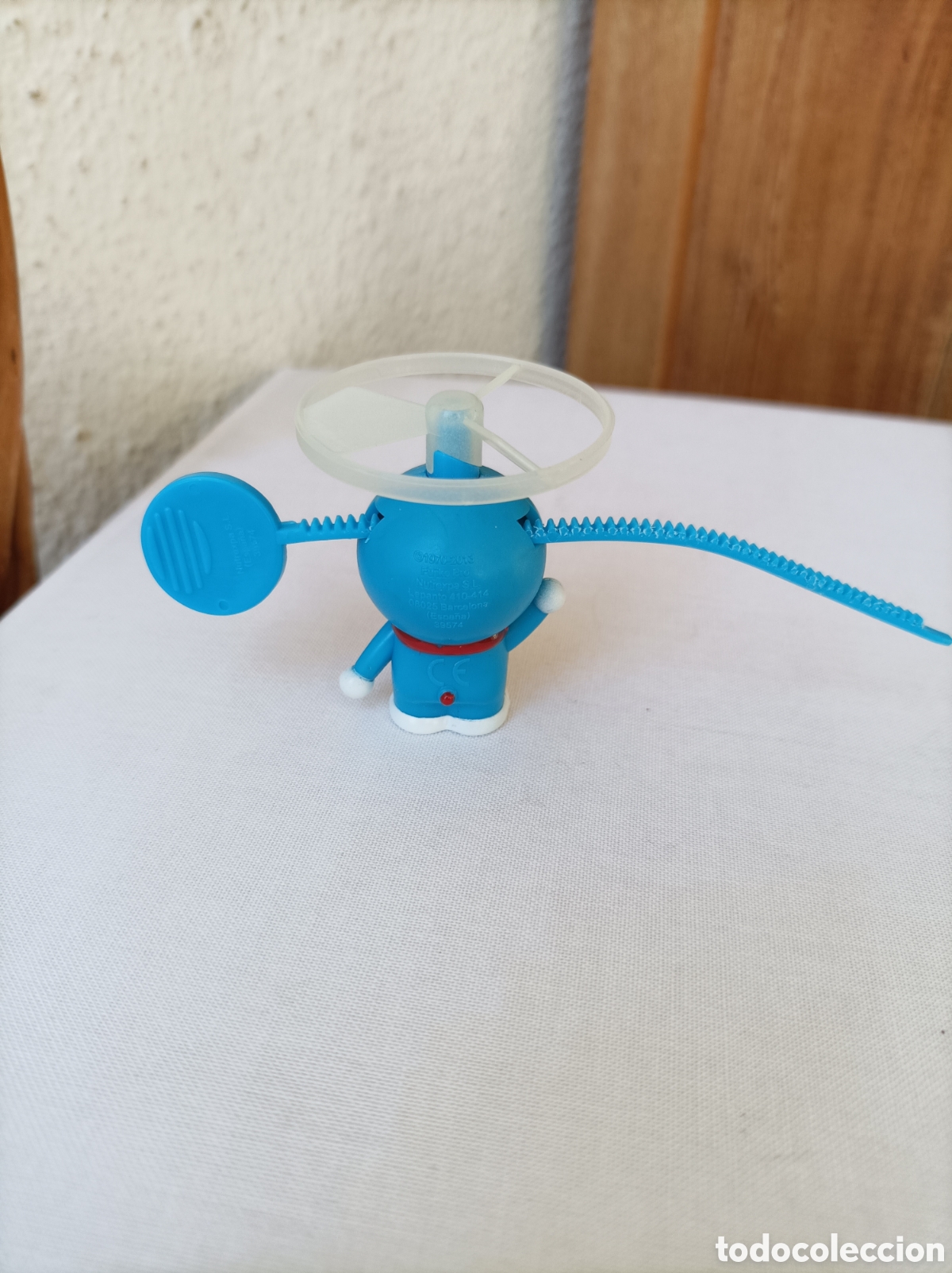 Figuras de goma y PVC: Doraemon phoskitos gorro coptero - Foto 2