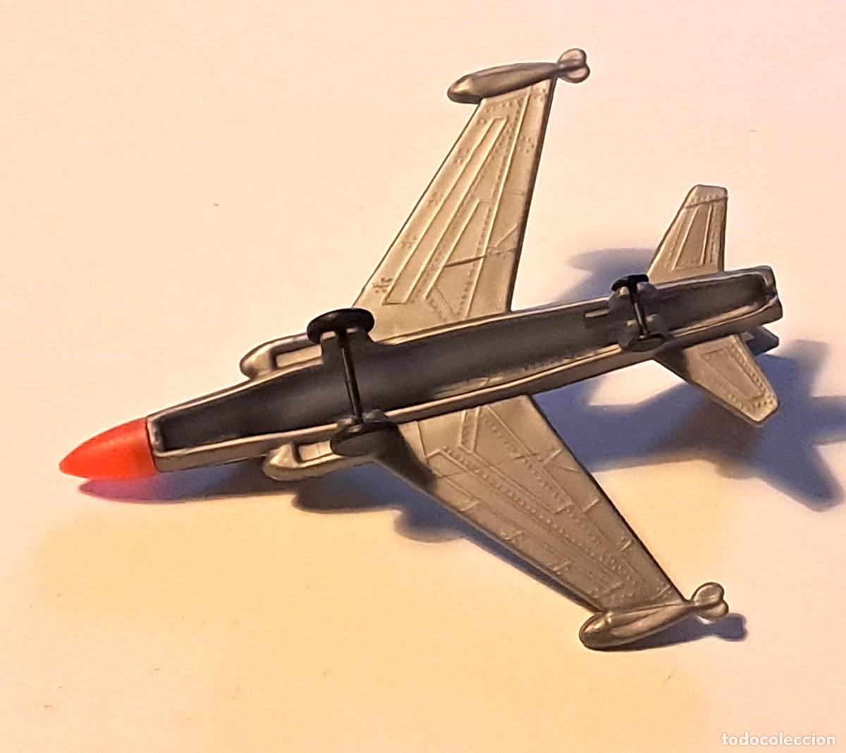 Figuras de goma y PVC: AVIONCITO DE COMBATE DE PLASTICO (11 cm) - Foto 2