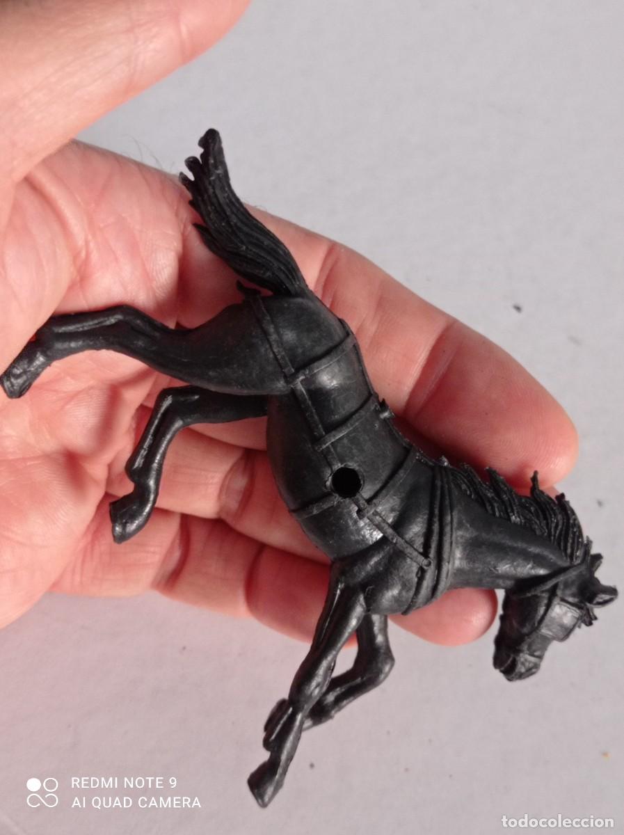 Figuras de goma y PVC: caballo para carreta de COMANSI - Foto 1