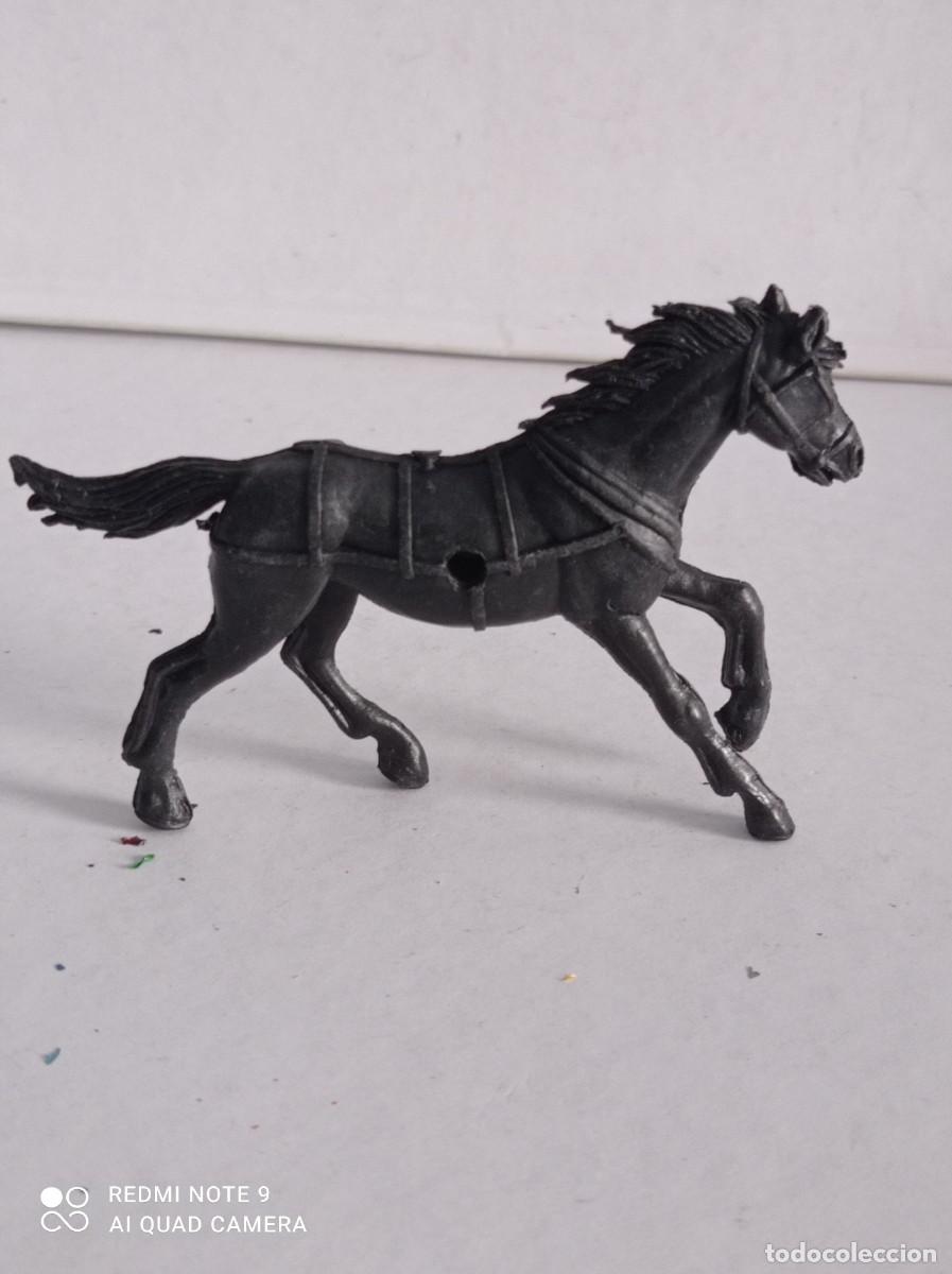 Figuras de goma y PVC: caballo para carreta de COMANSI - Foto 5