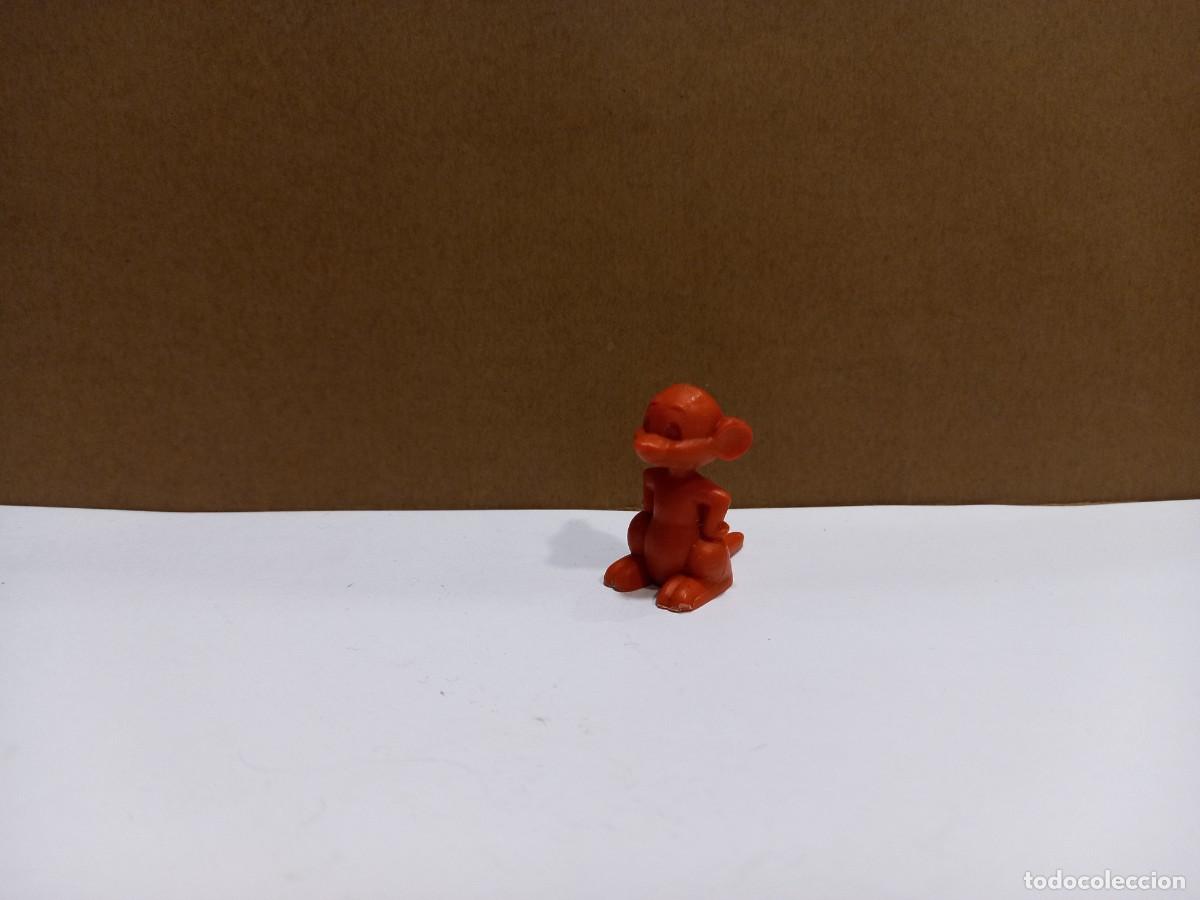 Figuras de goma y PVC: FIGURA DUNKIN / COMPRA M&Iacute;NIMA 5&euro; - Foto 1