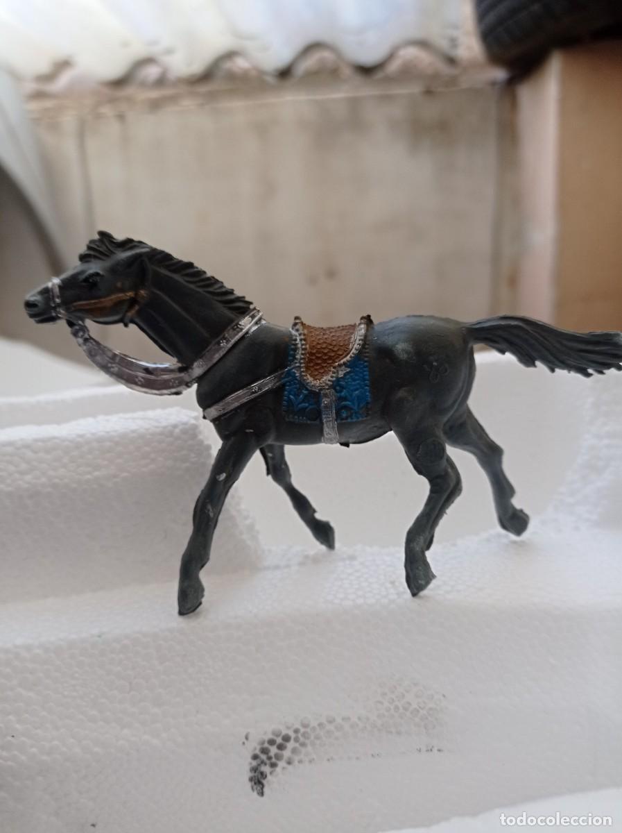 Figuras de goma y PVC: Caballo de vaquero de comansi - Foto 1