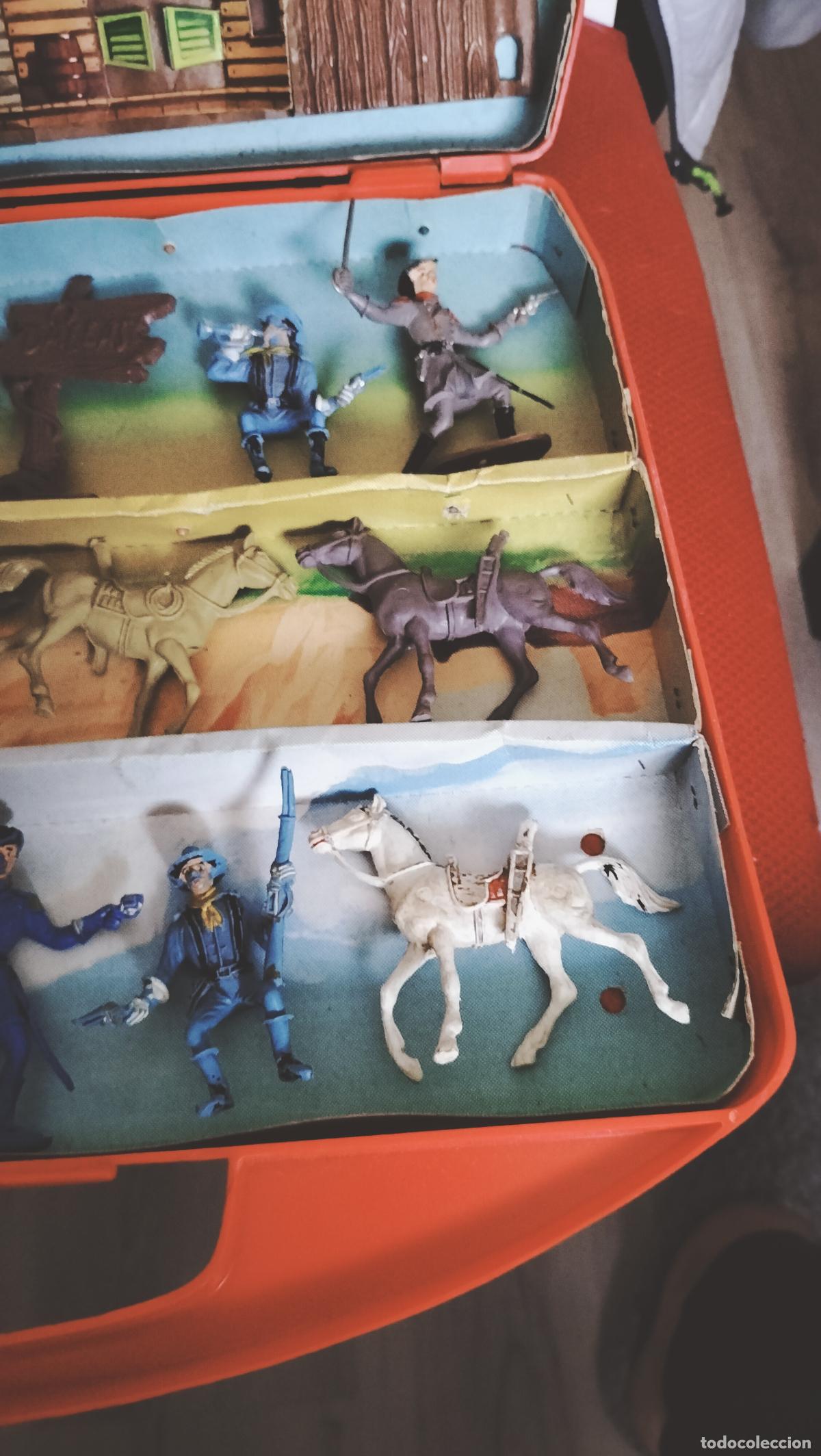 Figuras de goma y PVC: ANTIGUO MALETIN DEL OESTE DE COMANSI - Foto 16