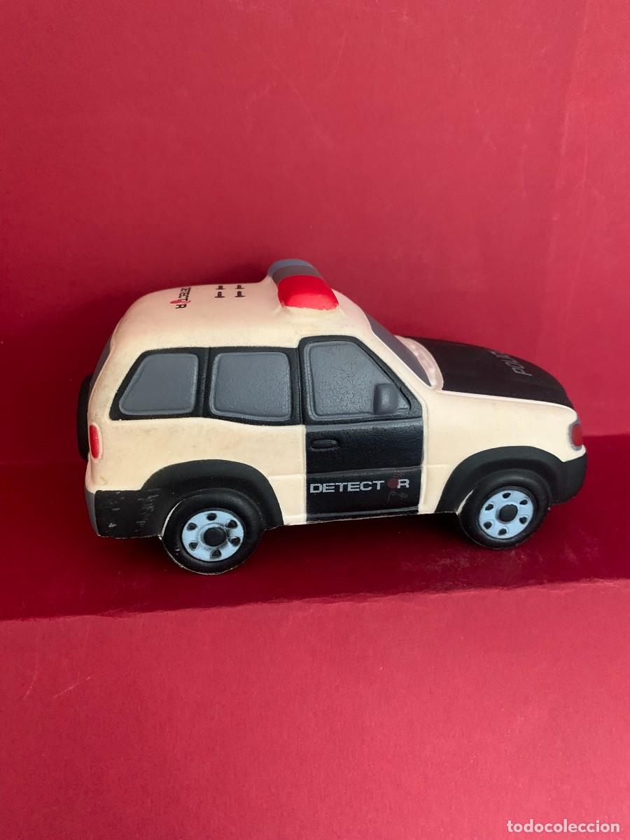 Figuras de goma y PVC: COCHE DE POLIC&Iacute;A DE GOMA - Foto 9