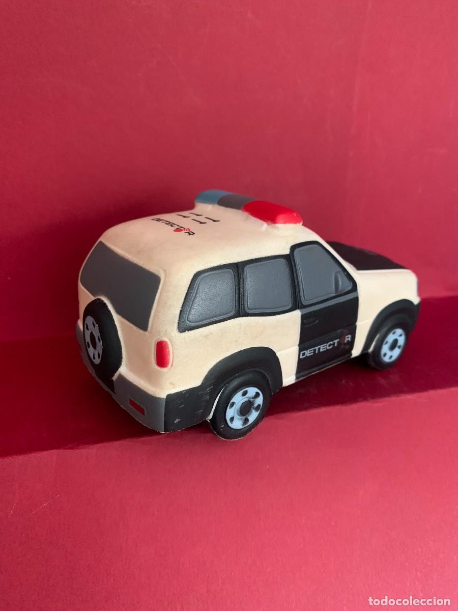 Figuras de goma y PVC: COCHE DE POLIC&Iacute;A DE GOMA - Foto 10