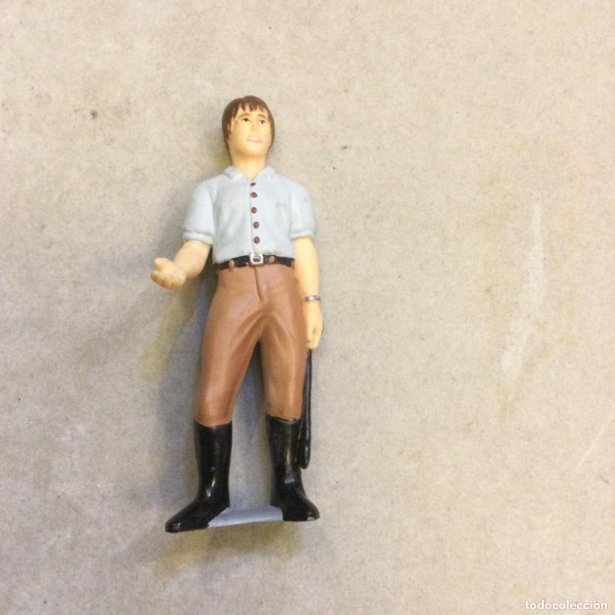 Rubber and PVC Figures: Mu&ntilde;eco. Jinete con fusta.