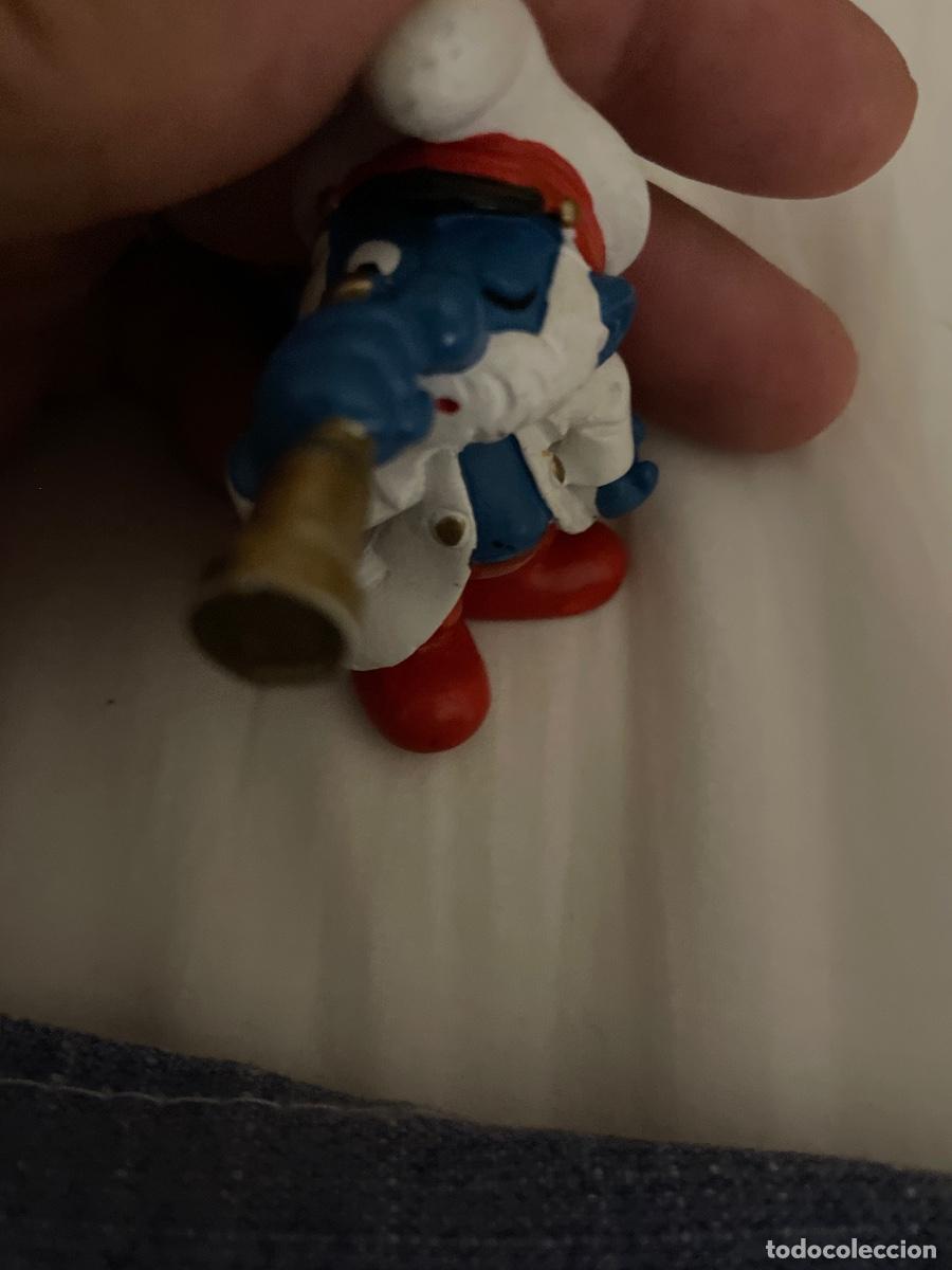 Figuras de goma y PVC: Pap&aacute; pitufo con catalejo - Foto 3