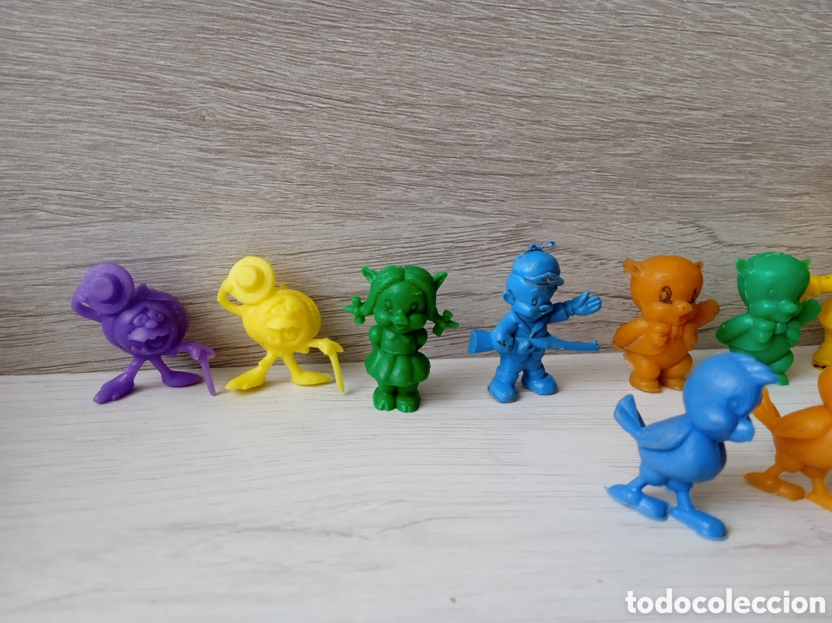 Figuras de goma y PVC: Figuras PVC tipo dunkin variado - Foto 4