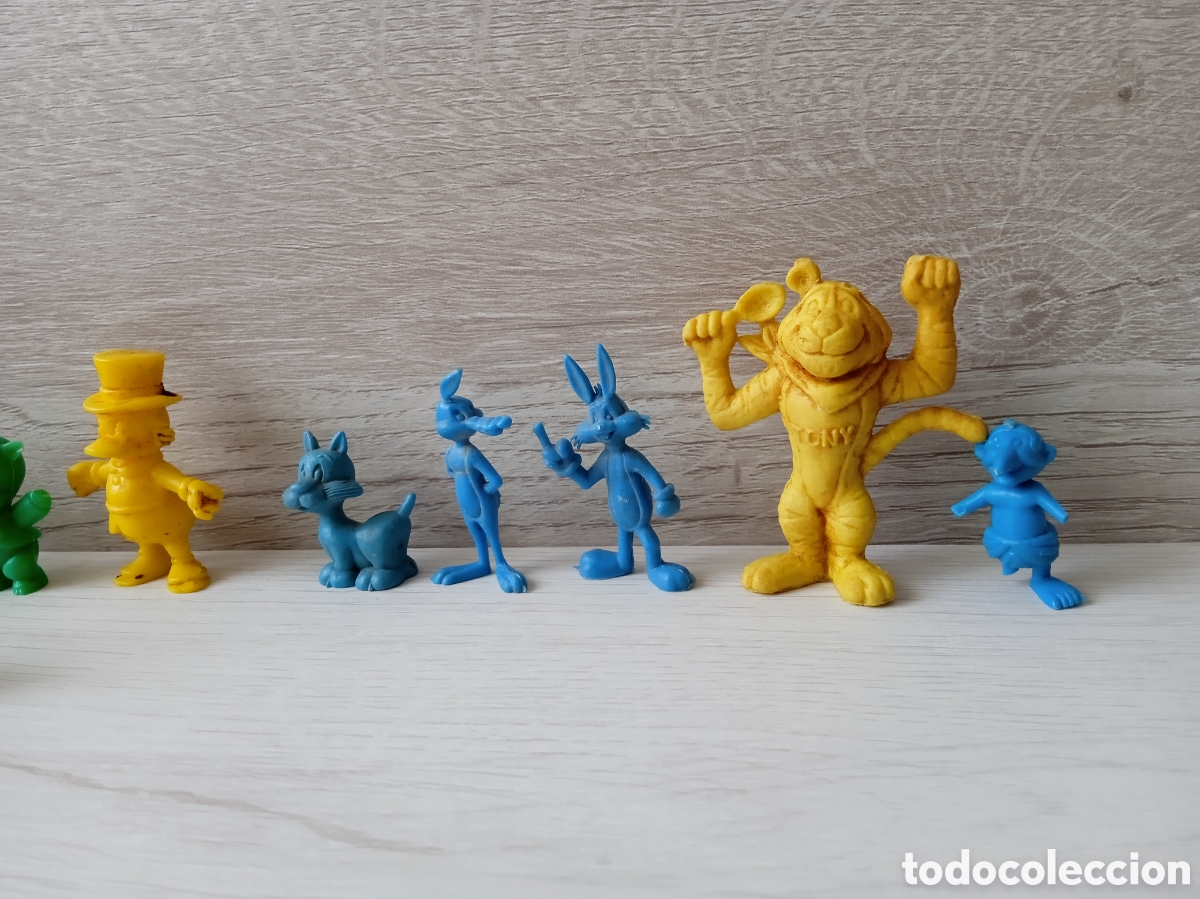 Figuras de goma y PVC: Figuras PVC tipo dunkin variado - Foto 2