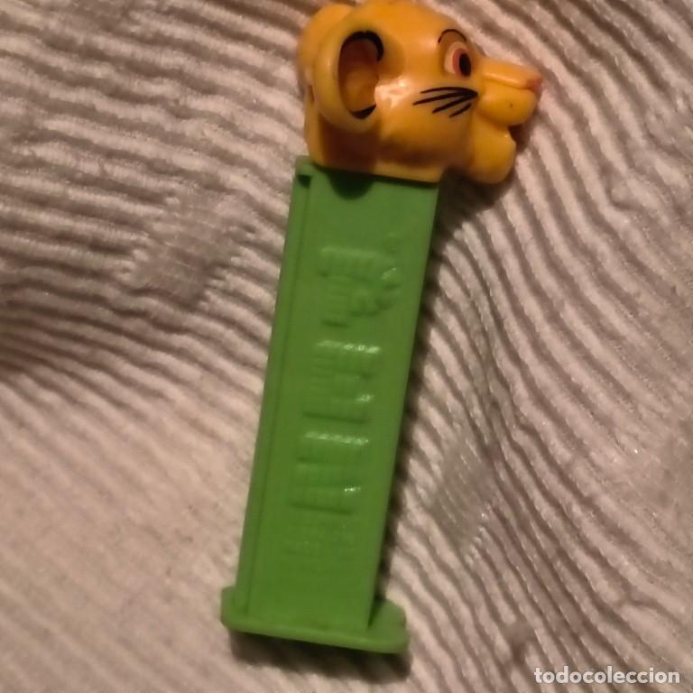 Figuras de goma y PVC dispensador PEZ: DISPENSADOR PEZ REY LEON - Foto 2