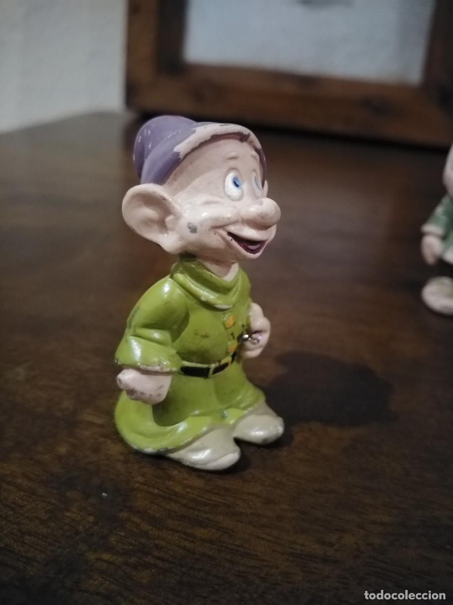 Figuras de goma y PVC: Pareja de enanitos de Bully. - Foto 2