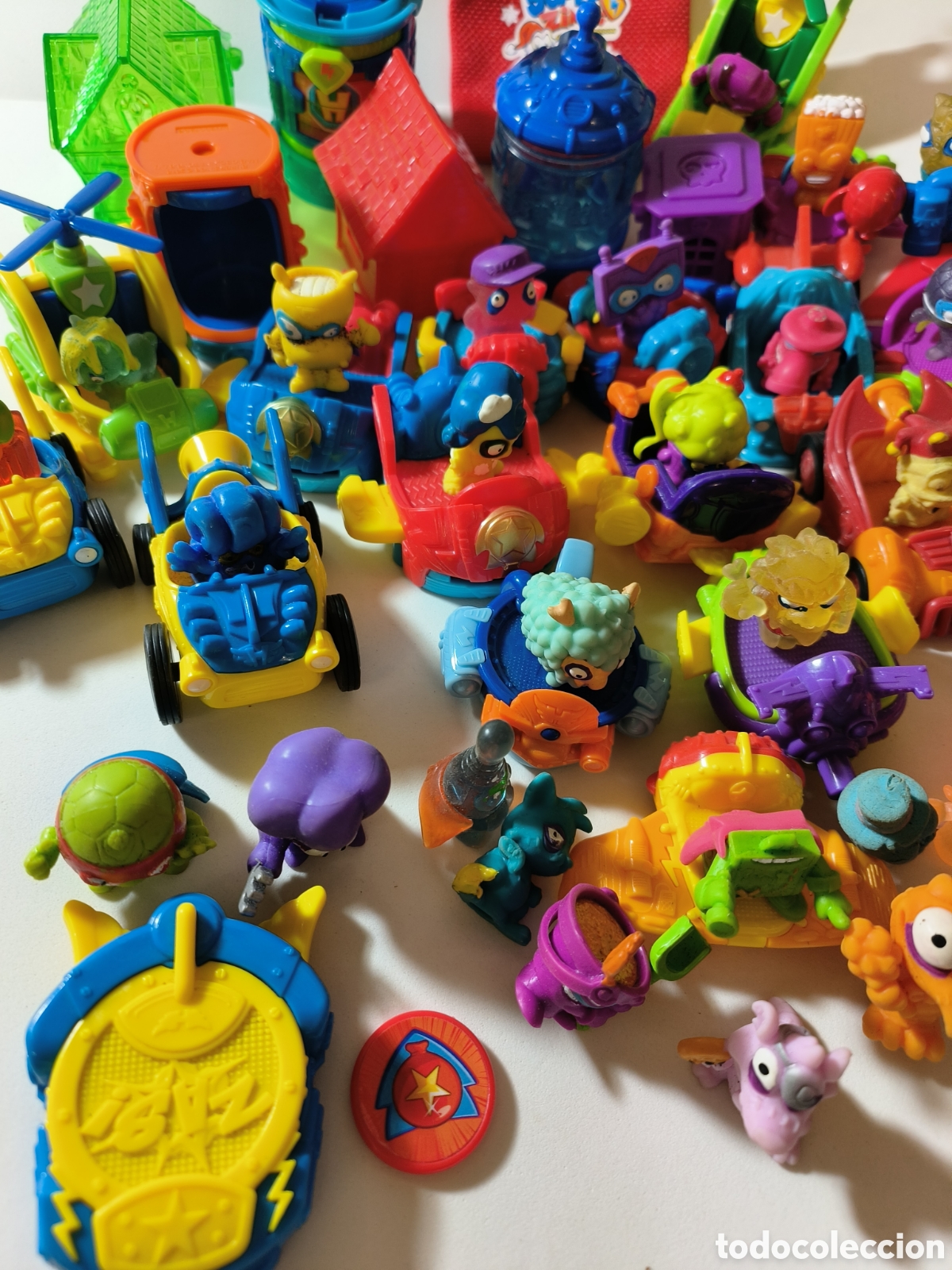 Figuras de goma y PVC: Mu&ntilde;ecos Super Zing y complementos - Foto 3