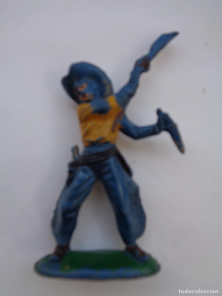 Figuras de goma y PVC: ANTIGUA FIGURA DE PLASTICO DEL OESTE : COMBOY CON RIFLE. POLICROMADA