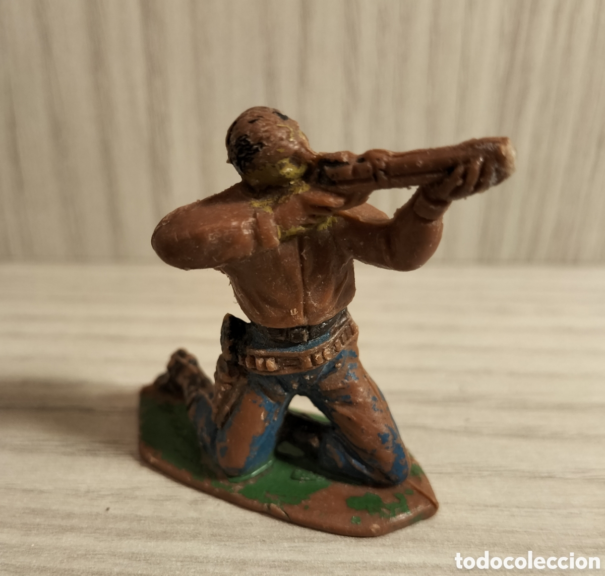 Figuras de goma y PVC: VAQUERO JECSAN DE PLASTICO. - Foto 1