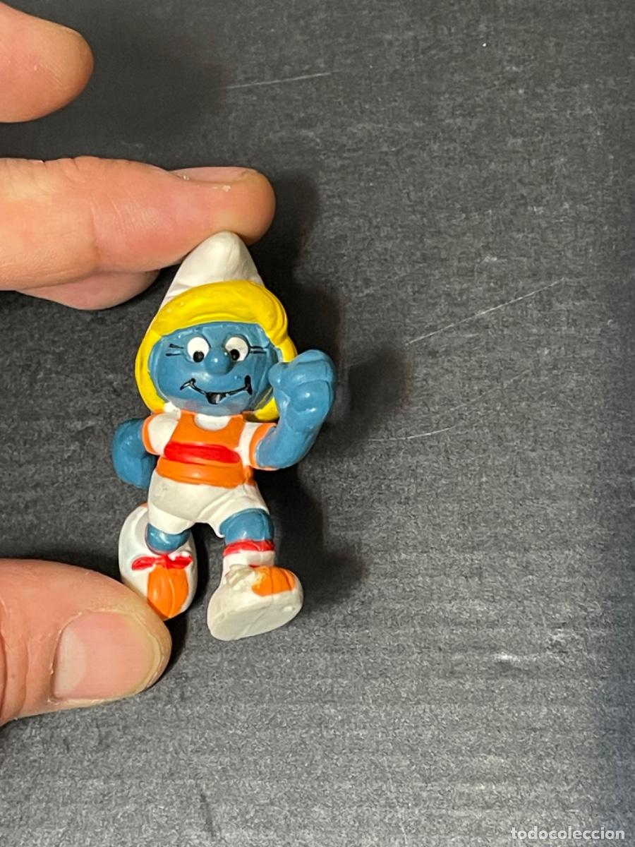 Figuras de goma y PVC: PITUFINA MARAT&Oacute;N LOS PITUFOS - Foto 1