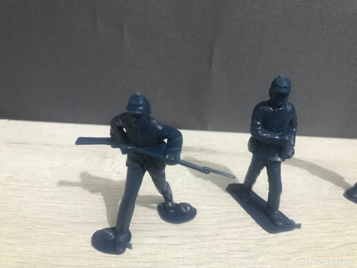Figuras de goma y PVC: Lote de 10 figuras de pl&aacute;stico del ej&eacute;rcito chino - Foto 4