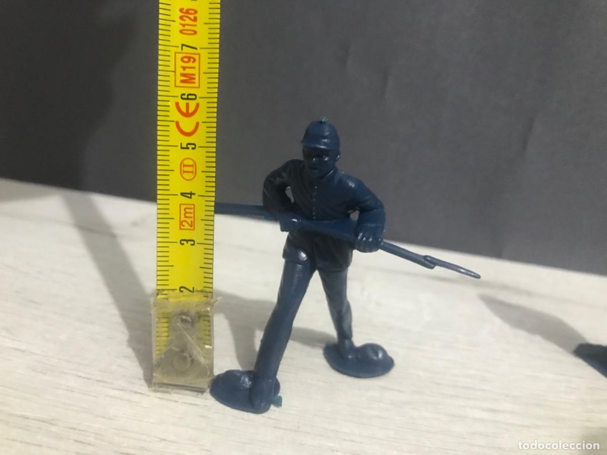 Figuras de goma y PVC: Lote de 10 figuras de pl&aacute;stico del ej&eacute;rcito chino - Foto 11