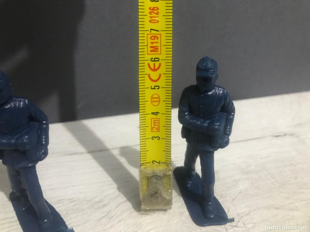 Figuras de goma y PVC: Lote de 10 figuras de pl&aacute;stico del ej&eacute;rcito chino - Foto 15