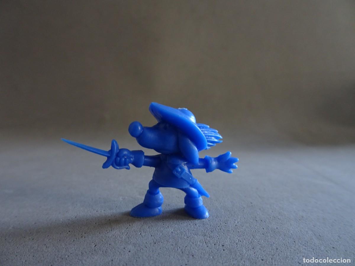Figuras de goma y PVC: Figura Dunkin Dartacan y los mosqueperros - Foto 1