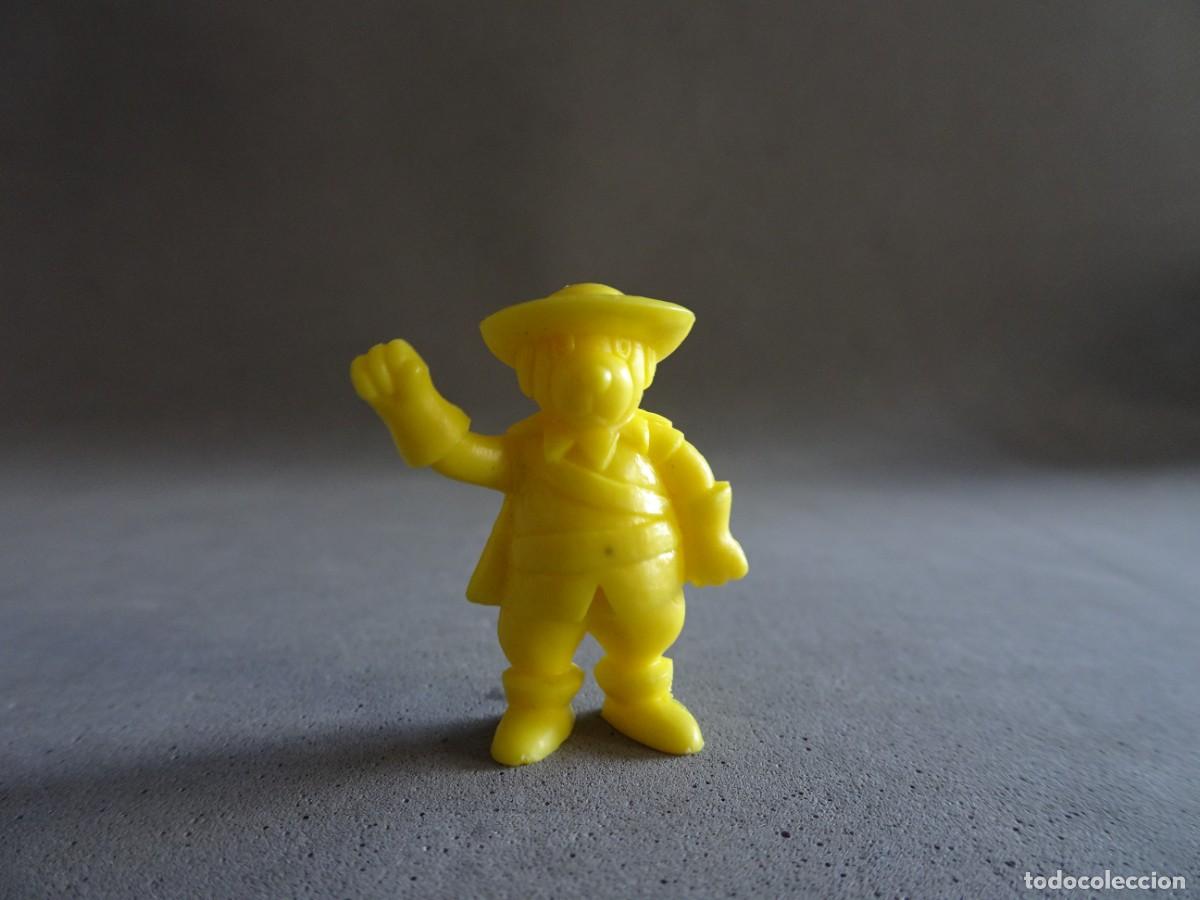 Figuras de goma y PVC: Figura Dunkin Dartacan y los mosqueperros - Foto 1