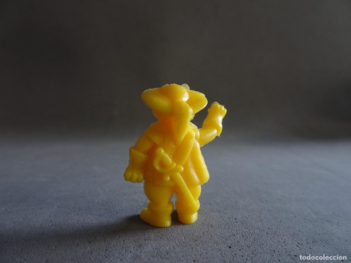 Figuras de goma y PVC: Figura Dunkin Dartacan y los mosqueperros - Foto 2