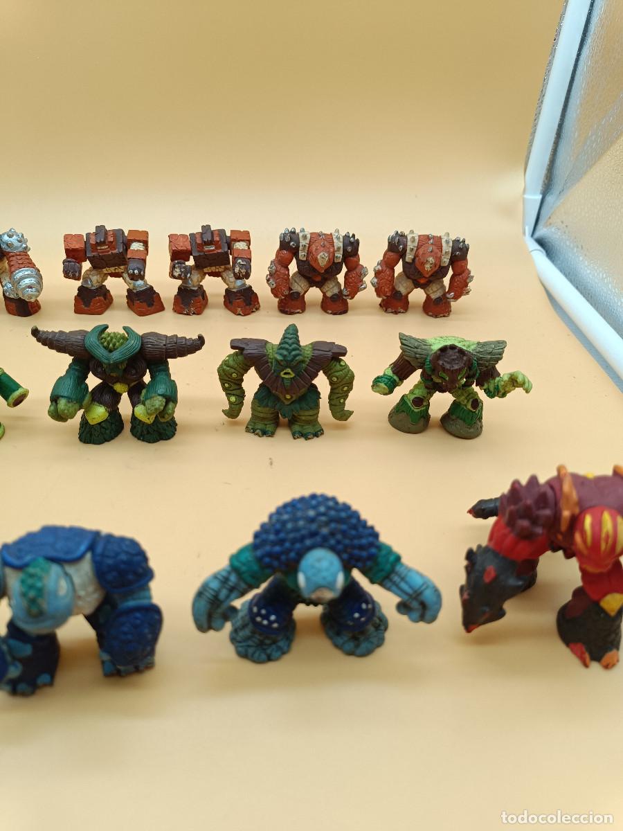Figuras de goma y PVC: LOTE 25 GORMITI CON ENCHUFE. - Foto 3
