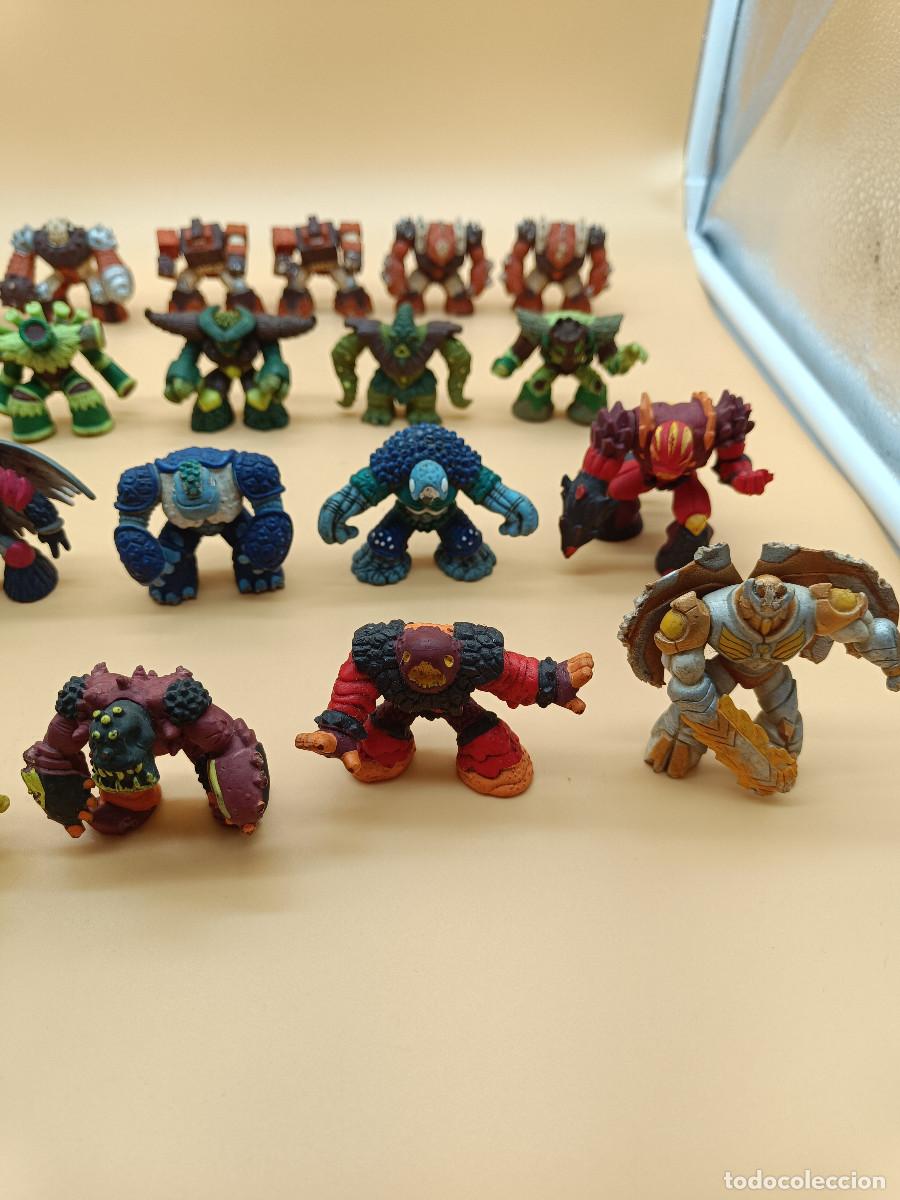 Figuras de goma y PVC: LOTE 25 GORMITI CON ENCHUFE. - Foto 4
