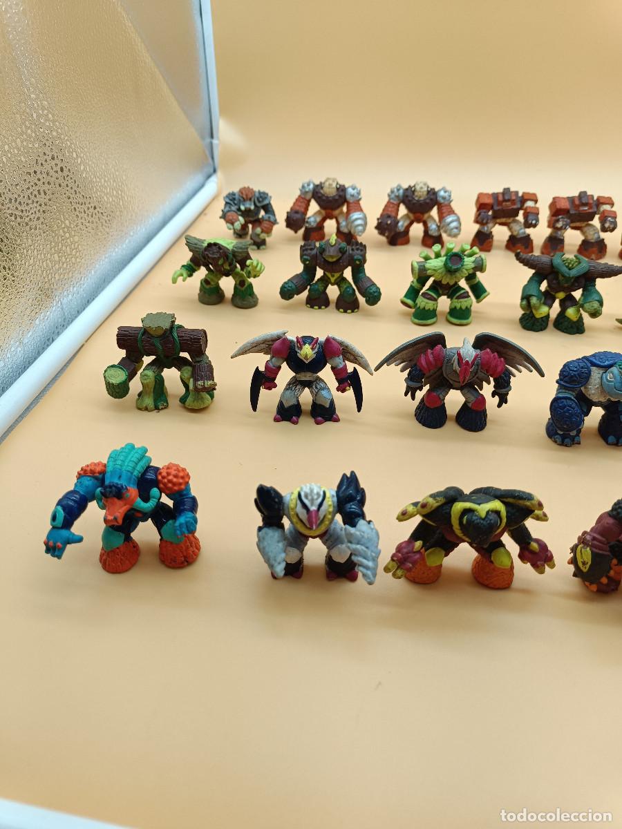 Figuras de goma y PVC: LOTE 25 GORMITI CON ENCHUFE. - Foto 5