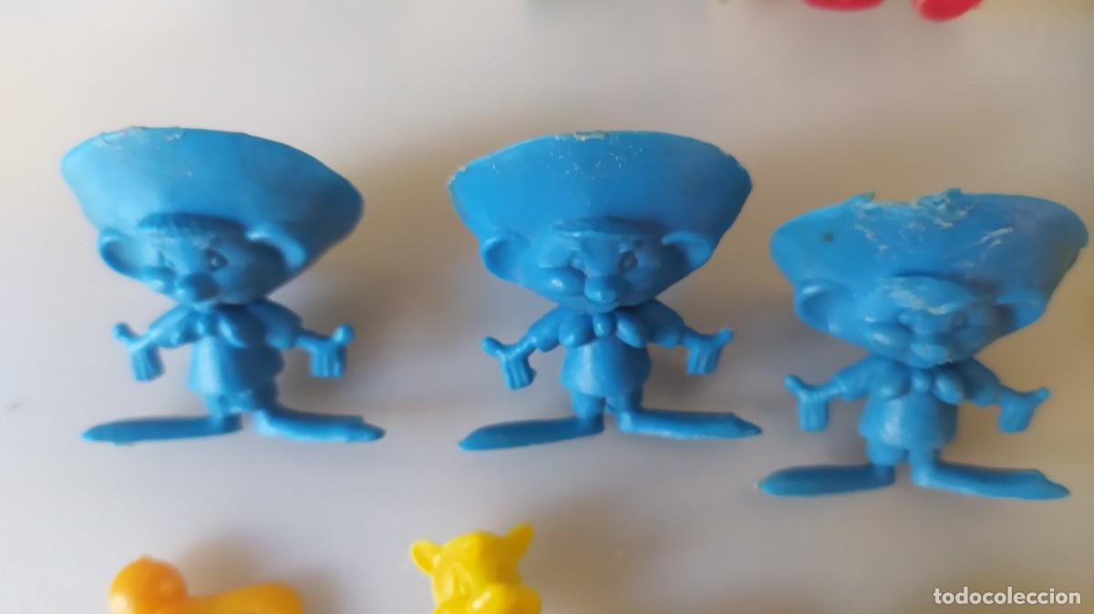 Figuras de goma y PVC: LOTE FIGURAS DE PLASTICO DUNKIN - Foto 4
