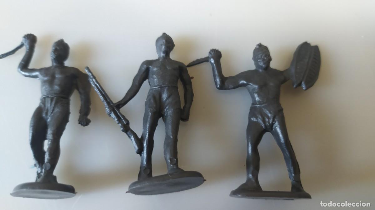 Figuras de goma y PVC: LOTE FIGURAS DE PLASTICO - Foto 2
