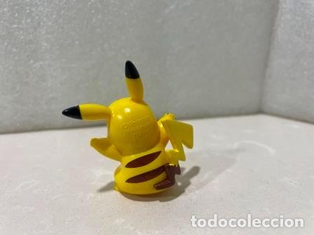 Figuras de goma y PVC: TOMY - POKEMON - PICACHU - Foto 2