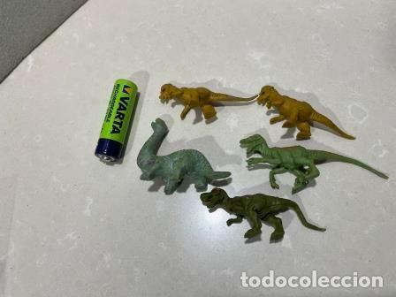 Figuras de goma y PVC: VARIOS DINOSAURIOS DE GOMA - Foto 1