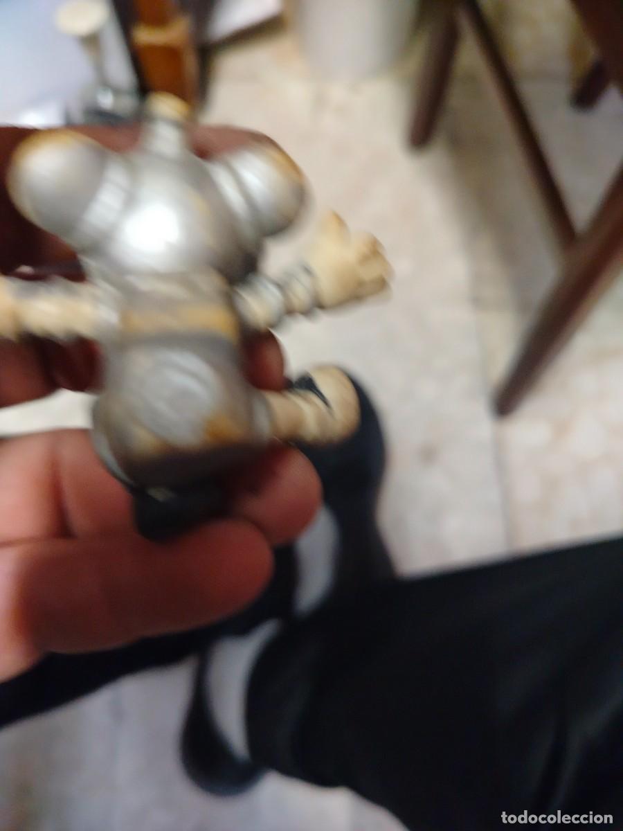 Figuras de goma y PVC: Dif&iacute;cil mickey mouse espacial - astronauta - Foto 4