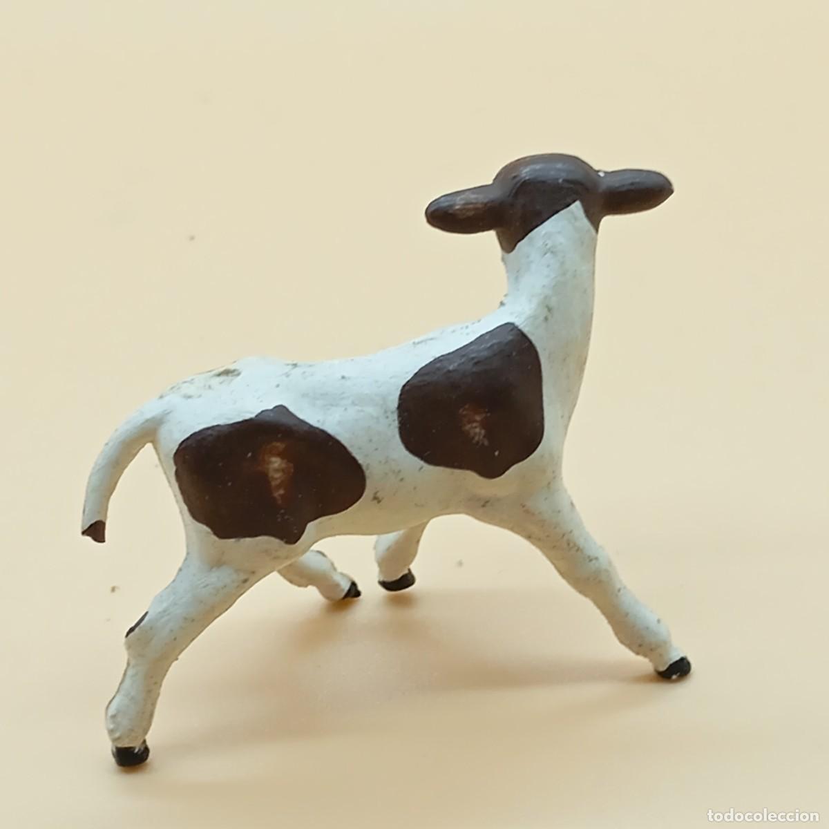 Figuras de goma y PVC: FIGURA TERNERO DE PLASTICO - Foto 2