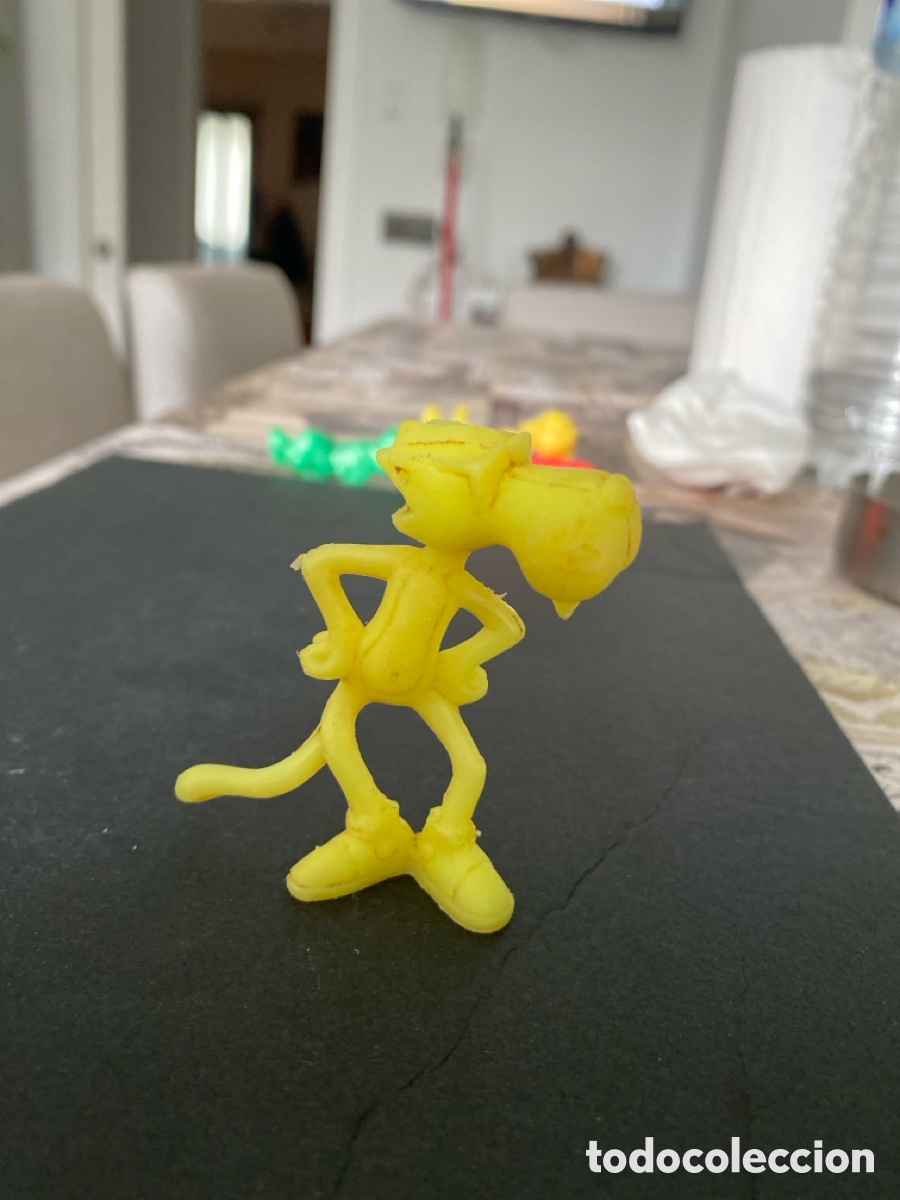 Figuras de Borracha e PVC: Figura Chester Matutano
