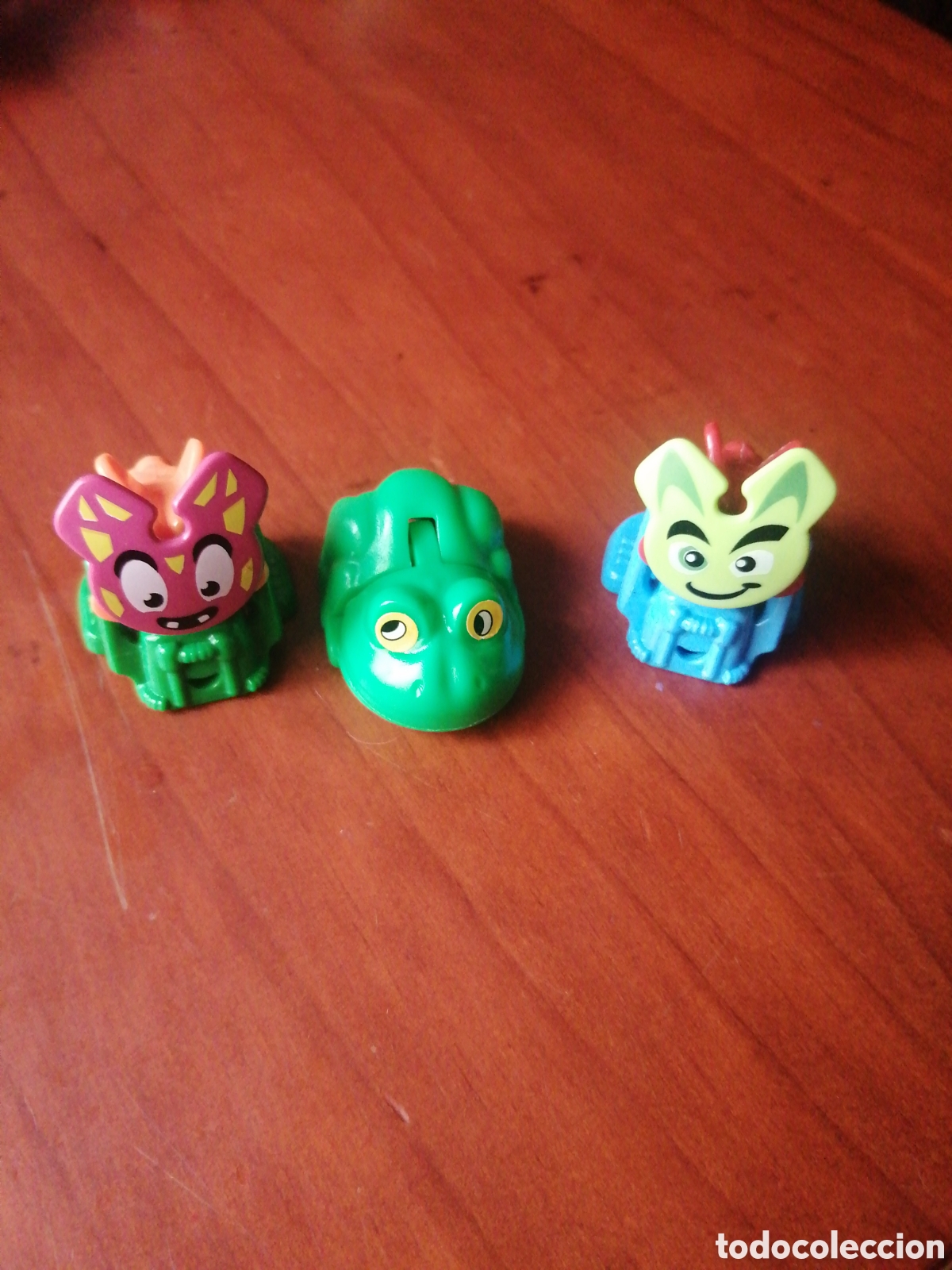 Figuras de goma Kinder: MU&Ntilde;ECOS KINDER SORPRESA LOTE - Foto 1