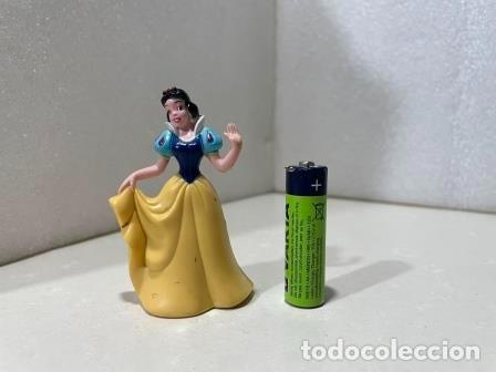 Figuras de goma y PVC: DISNEY - BLANCANIEVES - Foto 3