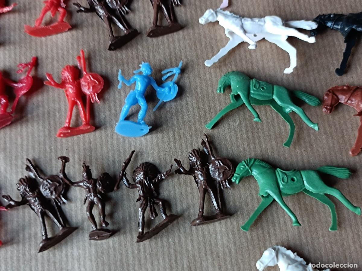 Figuras de goma y PVC: FIGURAS PEQUE&Ntilde;AS DE PL&Aacute;STICO INDIOS Y VAQUEROS - Foto 14
