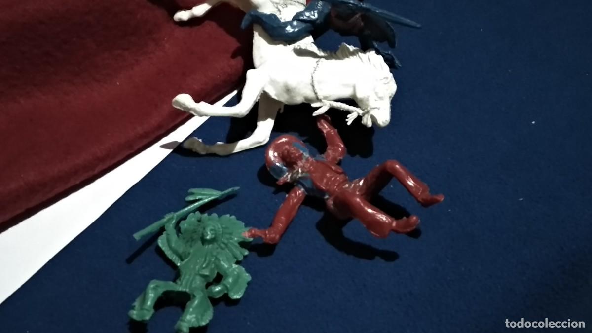 Figuras de goma y PVC: Lote mu&ntilde;ecos vintage pl&aacute;stico indios y vaqueros reamsa pech comansi ? - Foto 2