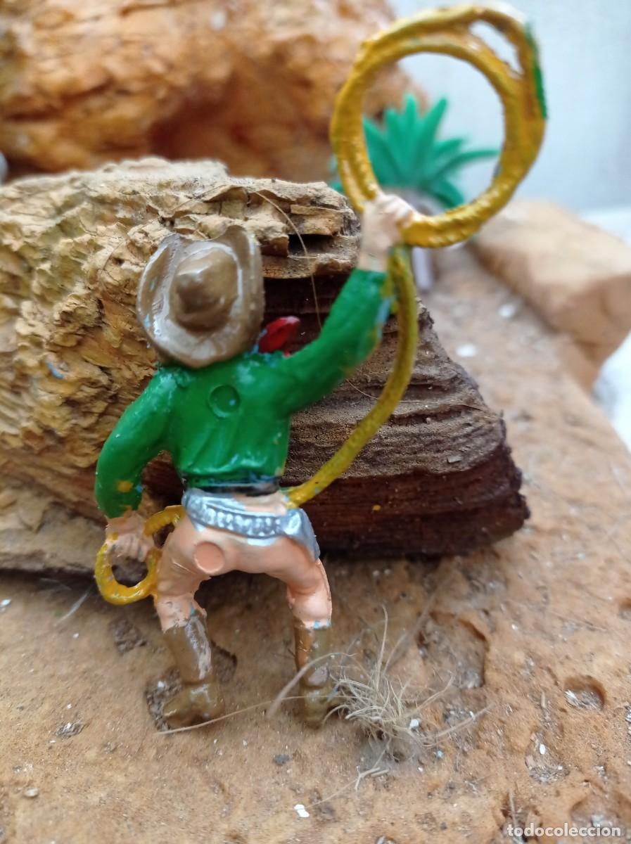 Figuras de goma y PVC: Vaquero de comansi primera &eacute;poca - Foto 2