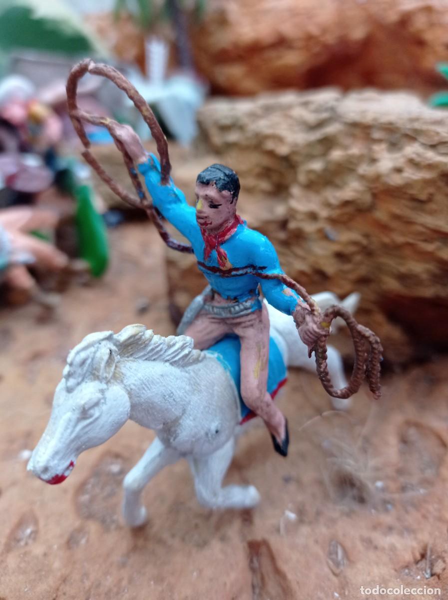 Figuras de goma y PVC: Vaquero y caballo de comansi - Foto 1