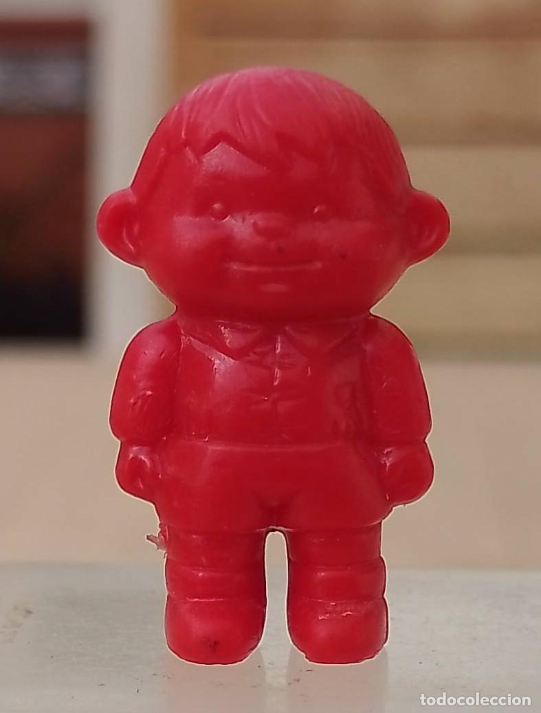 Gummi- und PVC-Figuren: Figura de mu&ntilde;eco firme