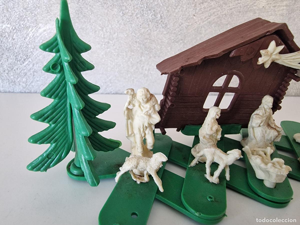 Figuras de goma y PVC: CURIOSO MINI BELEN DE PLASTICO - Foto 2