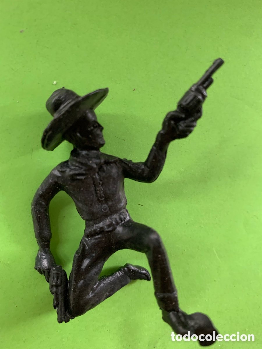 Figuras de goma y PVC: Vaquero pl&aacute;stico 60 mm - Foto 1