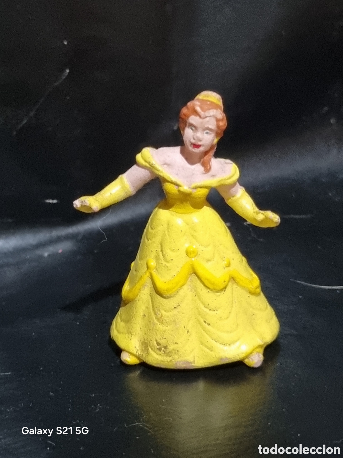 Figuras de goma y PVC: FIGURA DE PVC LA BELLA - Foto 1