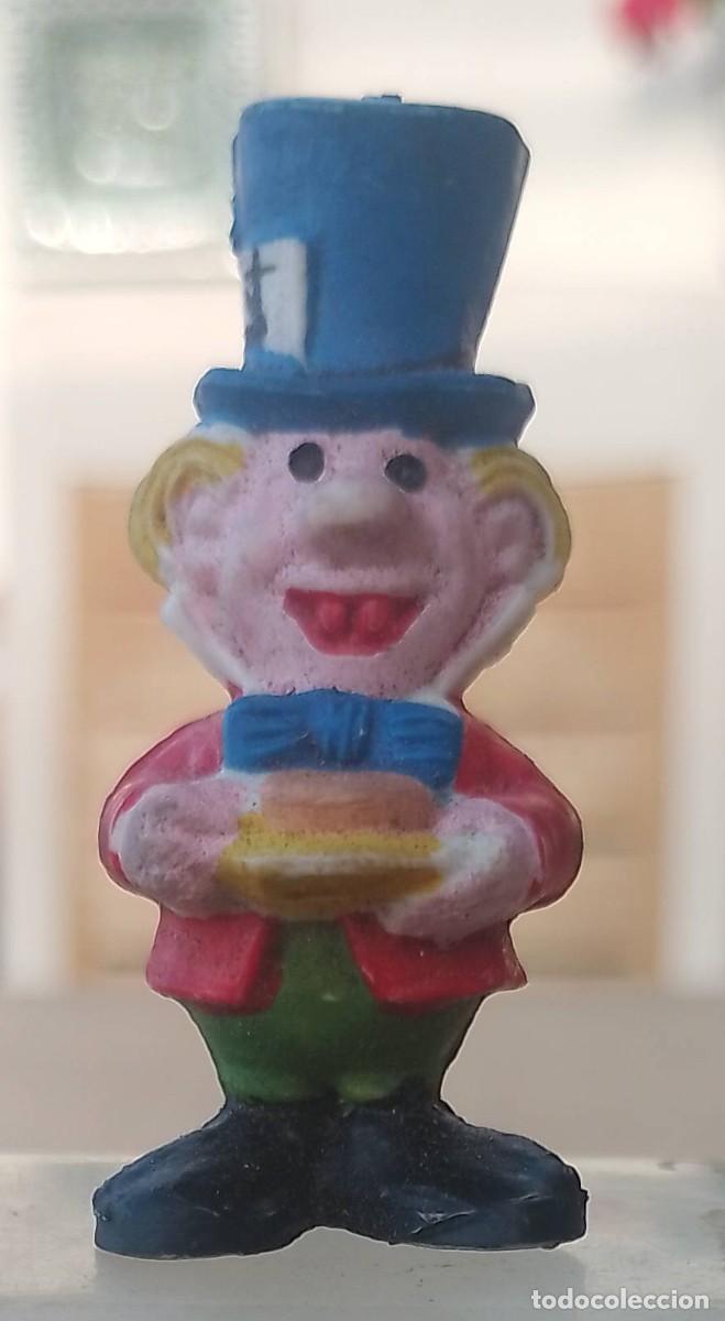 Figuras de Borracha e PVC: Antigua Figura Sombrero Loco de Alicia en el Pa&iacute;s de las Maravillas, de Chupet&iacute;n de Walt Disney