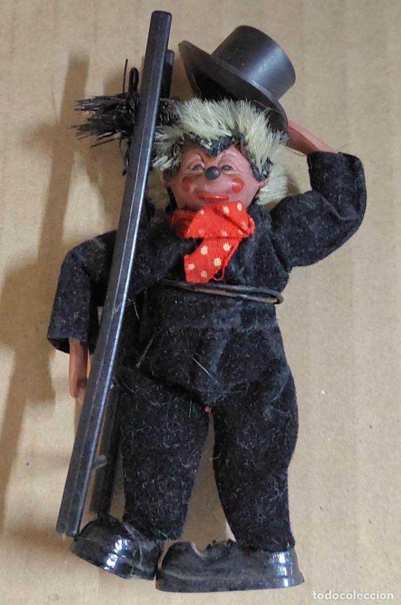 Figuras de goma y PVC: ANTIGUA FIGURA ARTICULADA BRITANICA ( EL LIMPIA CHIMENEAS )