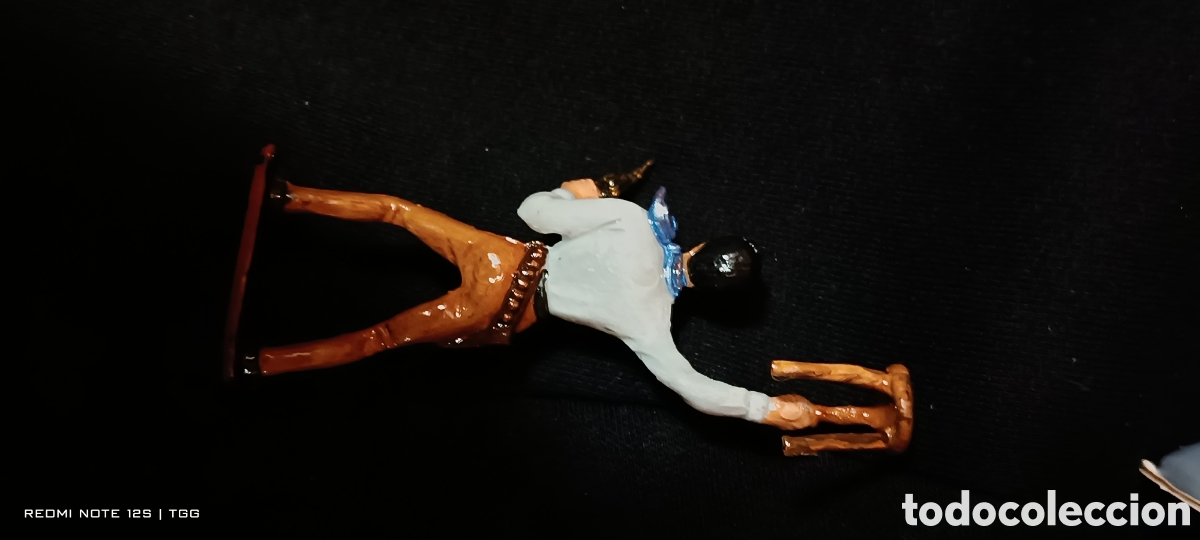 Figuras de goma y PVC: Vaquero con taburete comansi 2 generaci&oacute;n - Foto 2