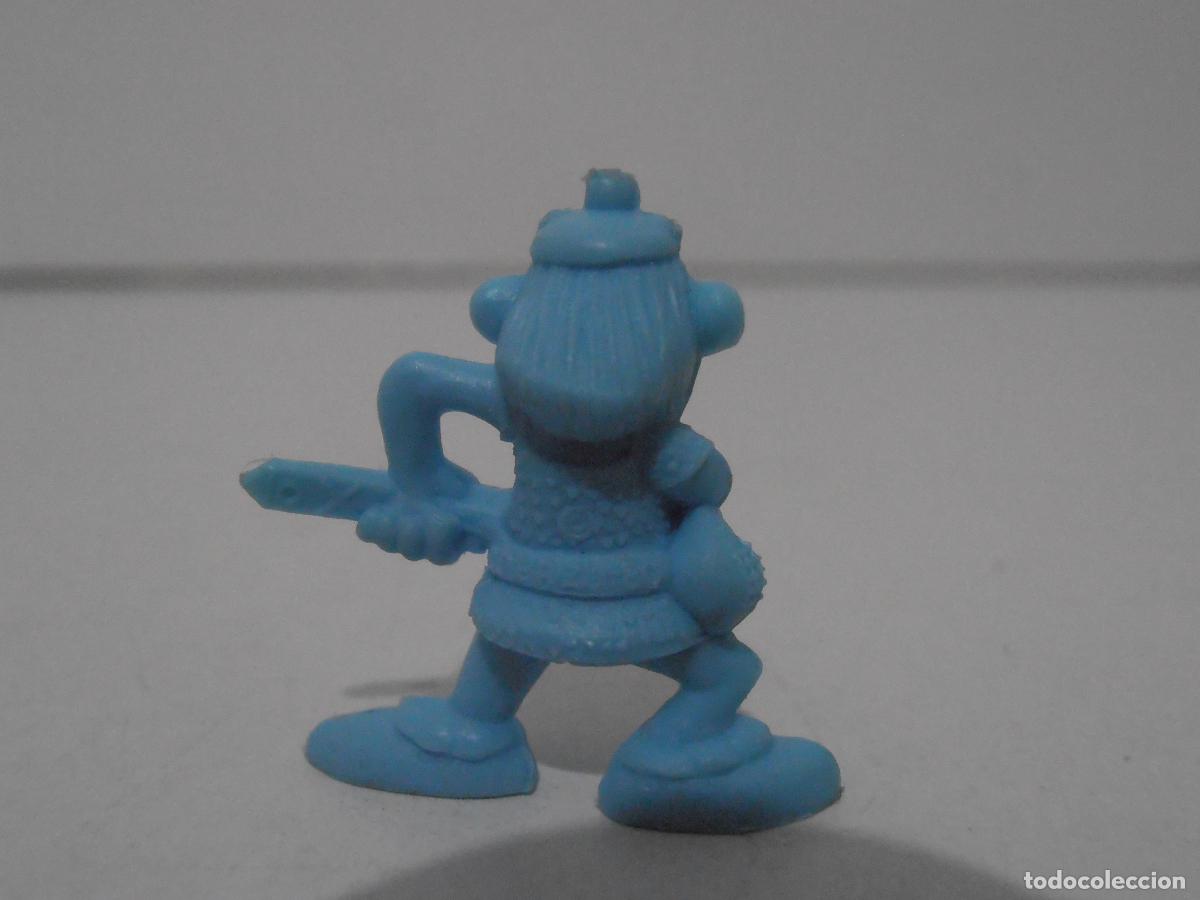Figuras de goma y PVC: FIGURA DUNKIN ASTERIX, AZUL - Foto 2