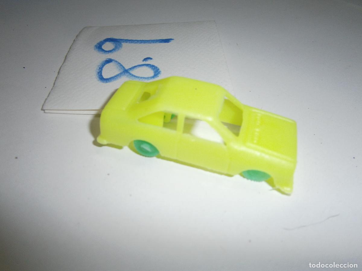 Figurines en Caoutchouc et PVC: FIGURA DE GOMA O PVC - ANTIGUO COCHE CLASICO